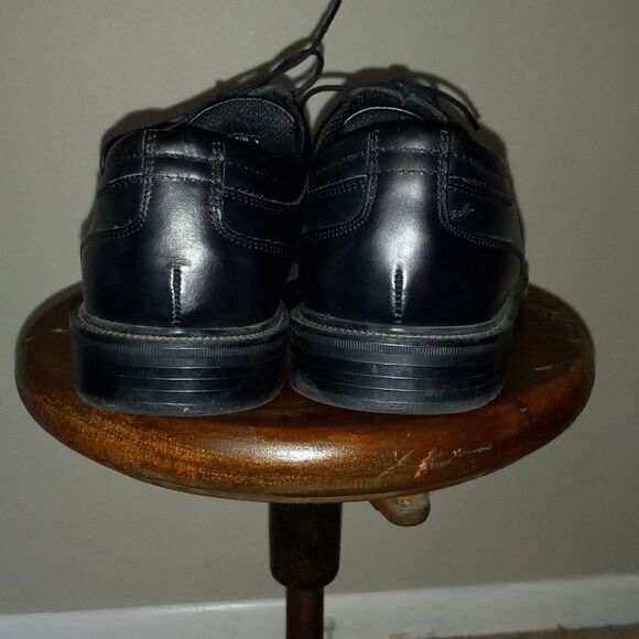 MEN'S BLACK LEATHER DEER STAGS LACE UP SHOES, SIZE 10.5 MEDIUM WIDTH - Picture 5 of 9